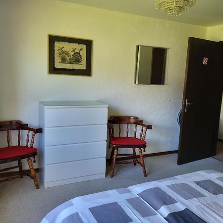 Appartement in Hus Signal met prachtig uitzicht op de bergen Klosters Buitenkant foto