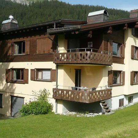 Appartement in Hus Signal met prachtig uitzicht op de bergen Klosters Buitenkant foto