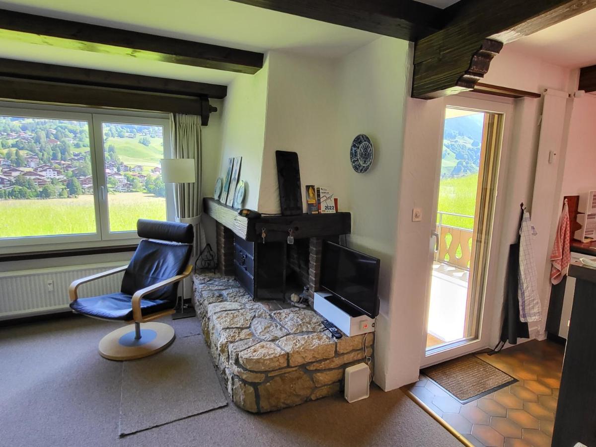 Appartement in Hus Signal met prachtig uitzicht op de bergen Klosters Buitenkant foto