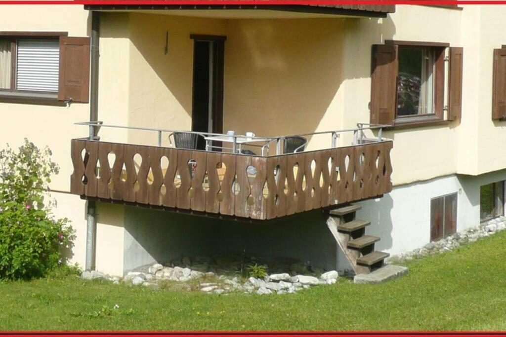 Appartement in Hus Signal met prachtig uitzicht op de bergen Klosters Buitenkant foto